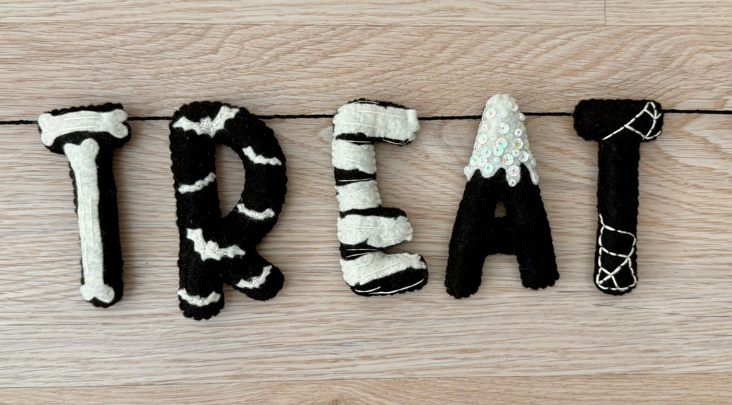 Trick or Treat Yo’ Self Garland